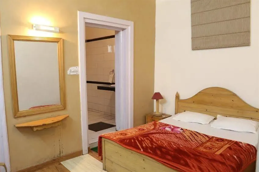 The Royale Oaks Hotel Shimla